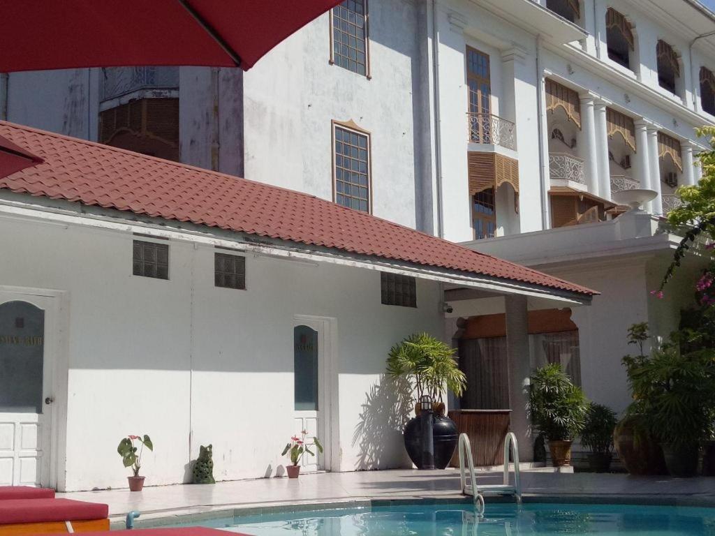 Yuzana Garden Hotel Yangon Exterior photo