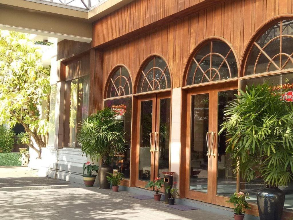 Yuzana Garden Hotel Yangon Exterior photo